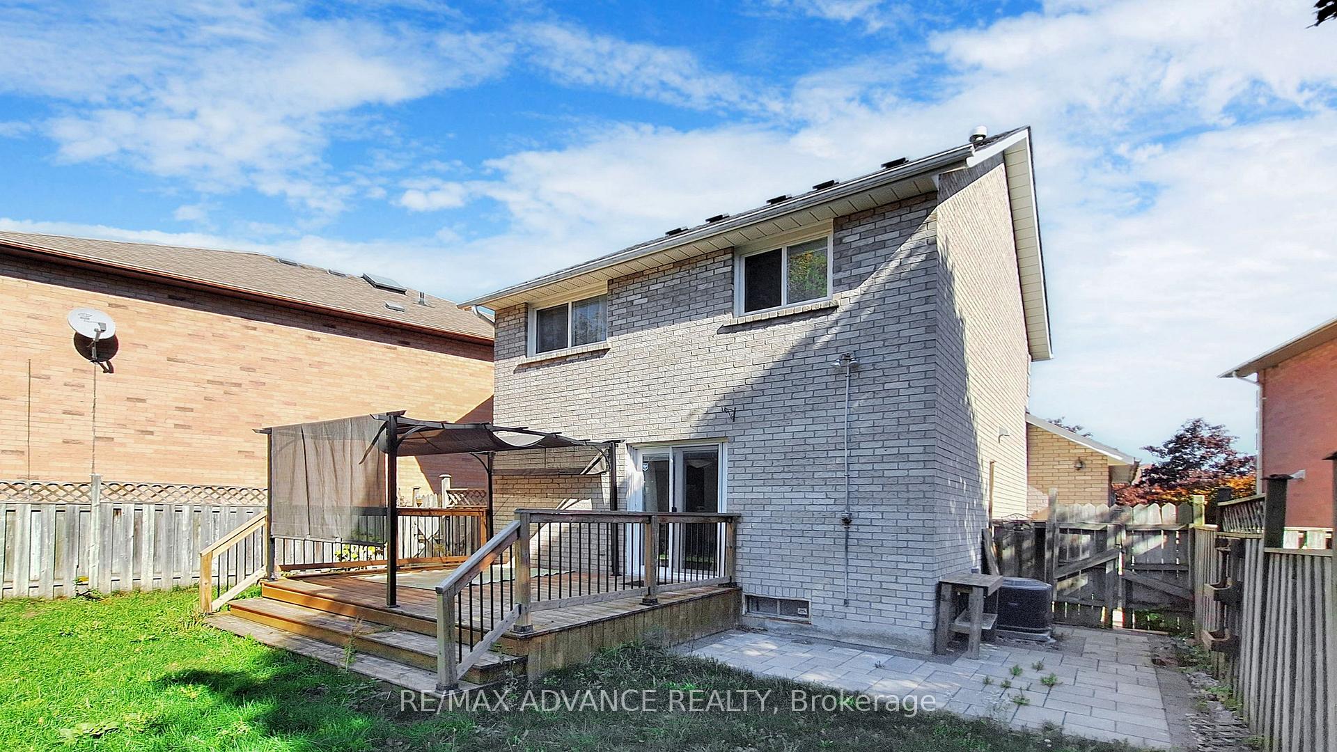 Photo 25 of 46 Deverill Crescent, Ajax, Central West — HOMEH
