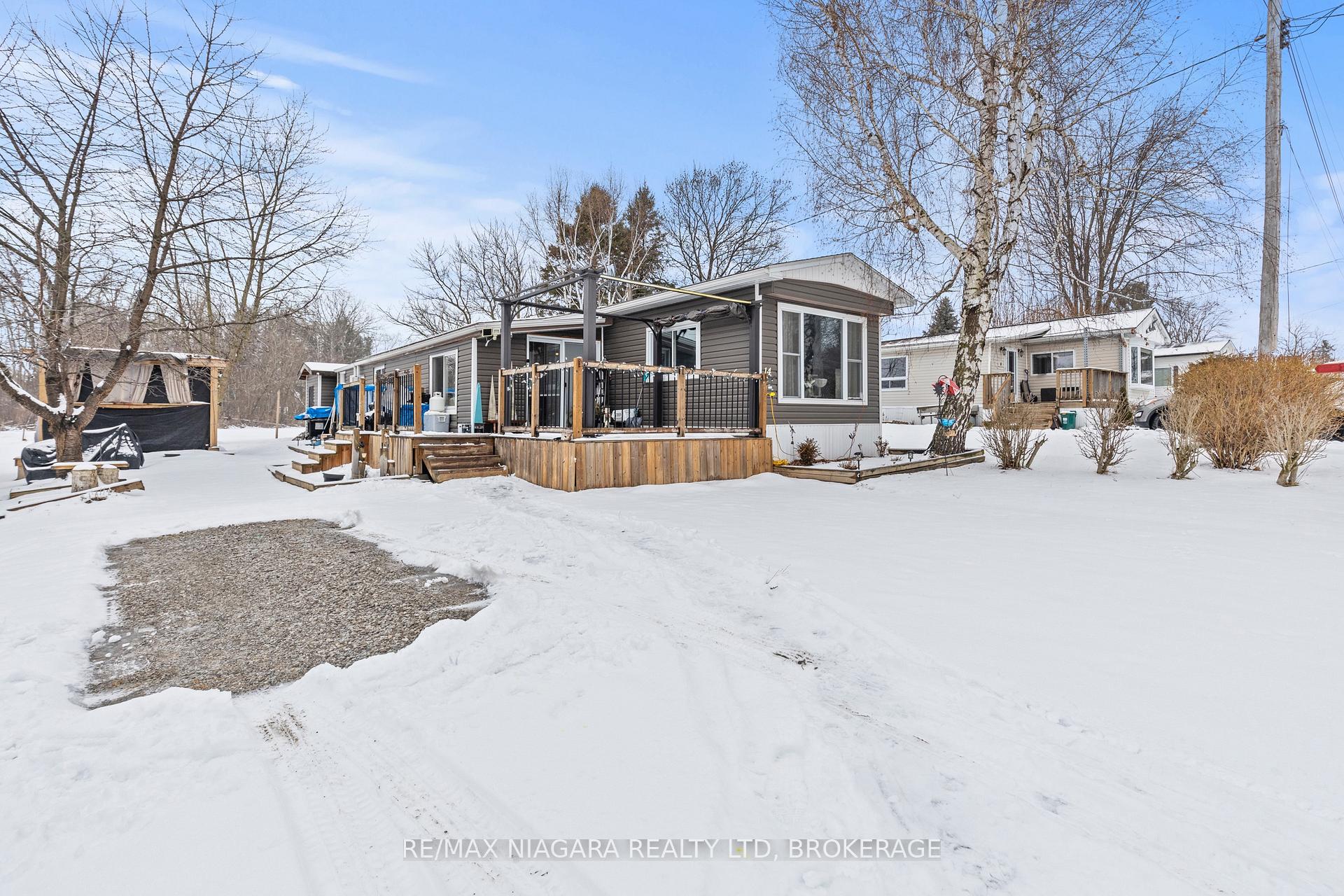 Front of Unit 14, 43969 3 Highway