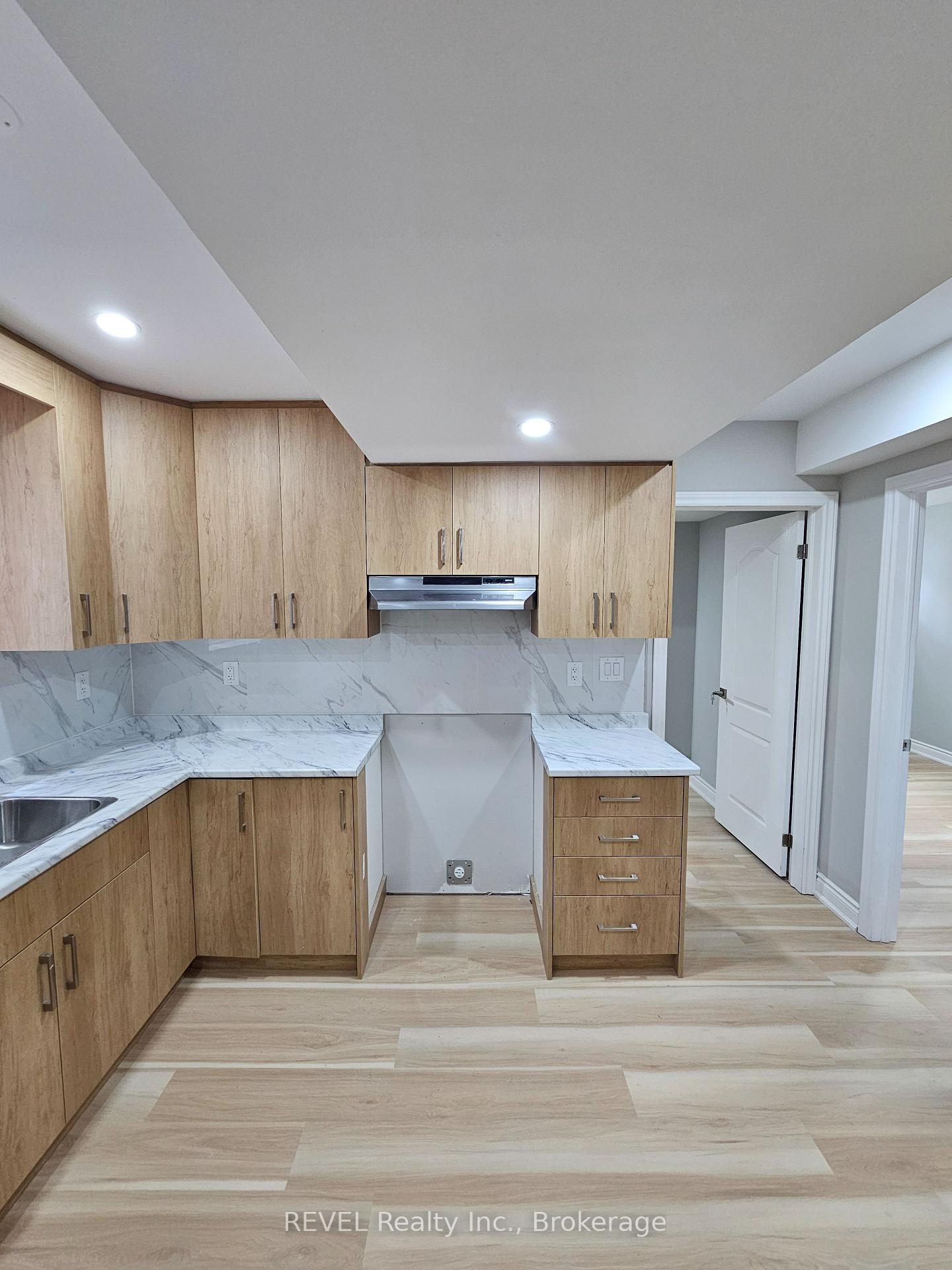 Photo 6 of Unit BASEMENT, 54 Mclaughlin Street, Welland, Lincoln/Crowland — HOMEH