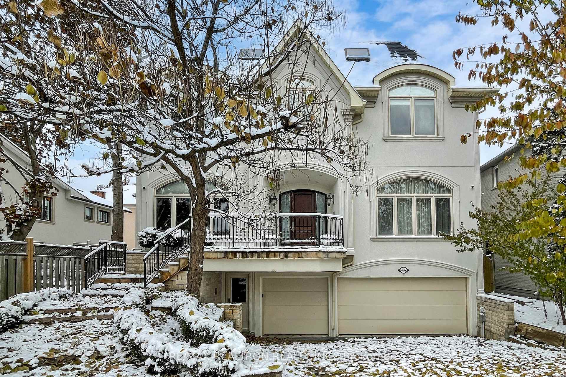 Photo 1 of 486 Spring Gate Boulevard, Vaughan, Crestwood-Springfarm-Yorkhill — HOMEH