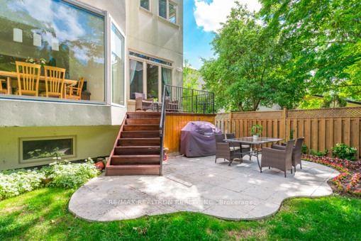 Photo 6 of 486 Spring Gate Boulevard, Vaughan, Crestwood-Springfarm-Yorkhill — HOMEH