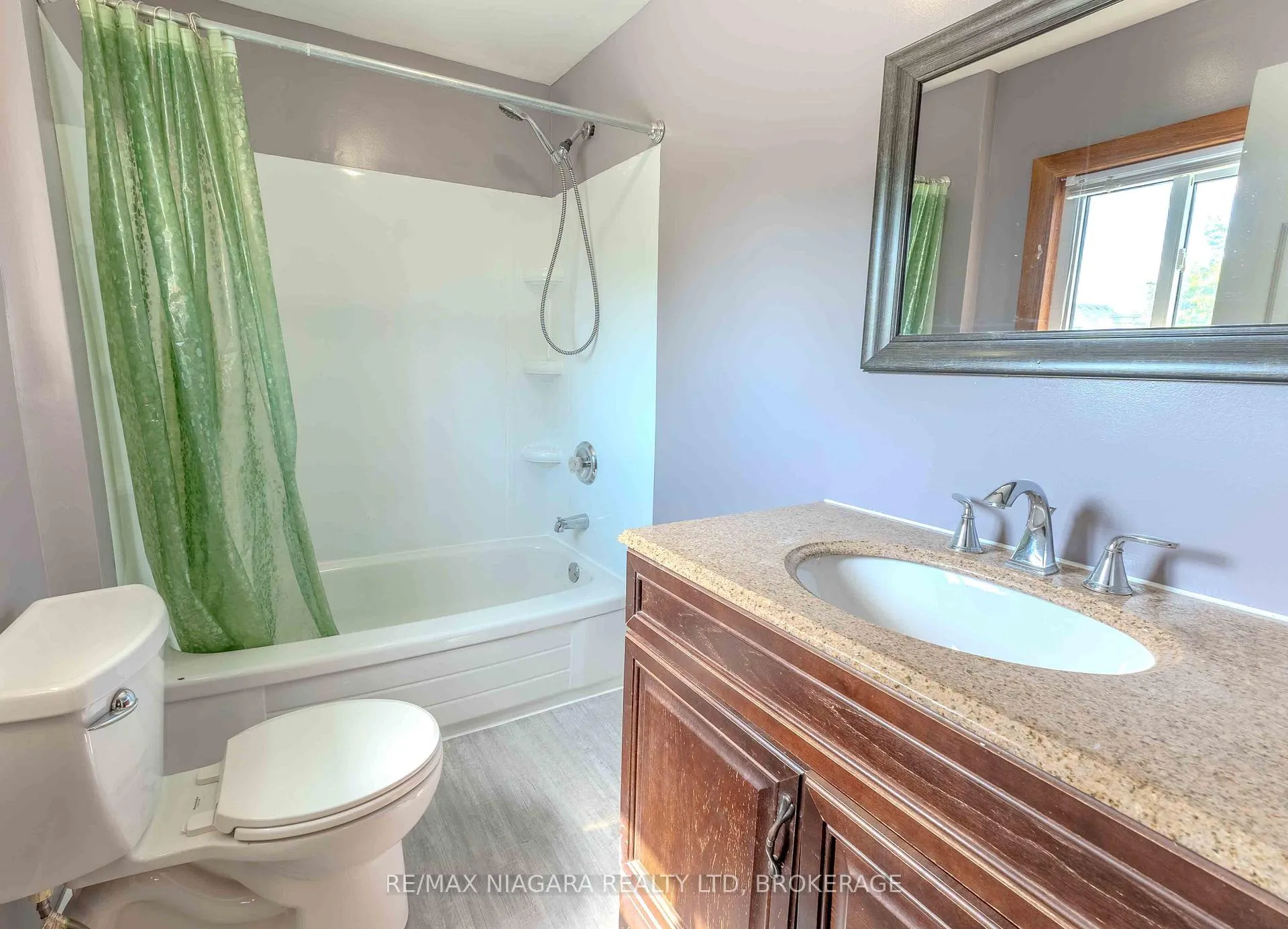 Photo 16 of 8 Garner Avenue, Welland, Welland Downtown — HOMEH