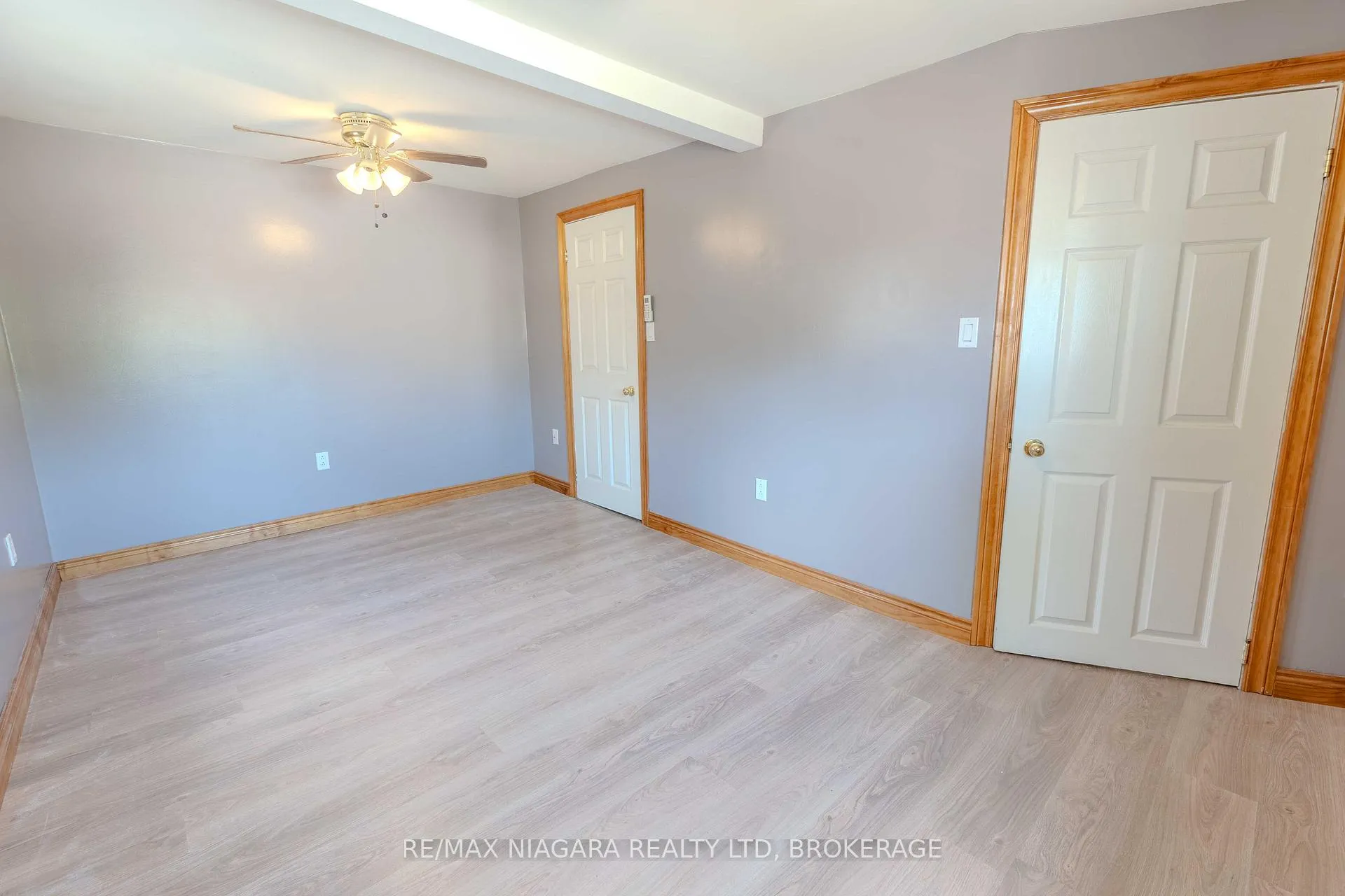 Photo 19 of 8 Garner Avenue, Welland, Welland Downtown — HOMEH