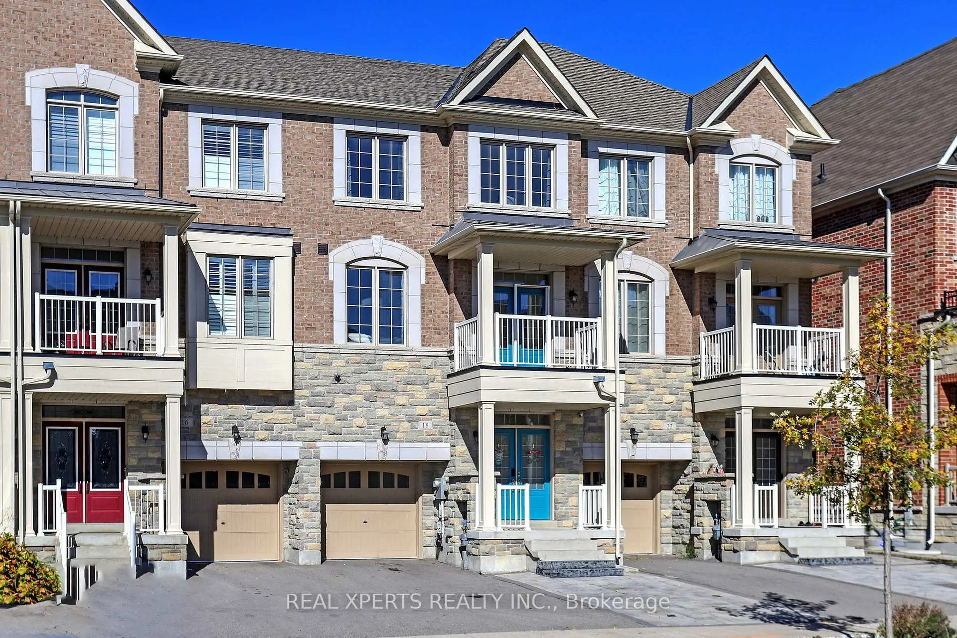 Front of 18 Farooq Boulevard