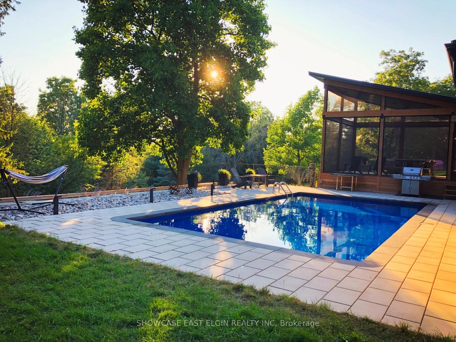 Photo 7 of 26 Lawrence Crescent, Aylmer — HOMEH