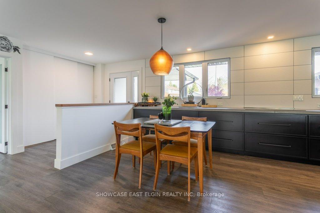 Photo 10 of 26 Lawrence Crescent, Aylmer — HOMEH