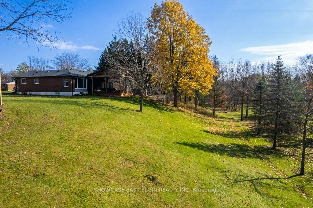 Photo 38 of 26 Lawrence Crescent, Aylmer — HOMEH