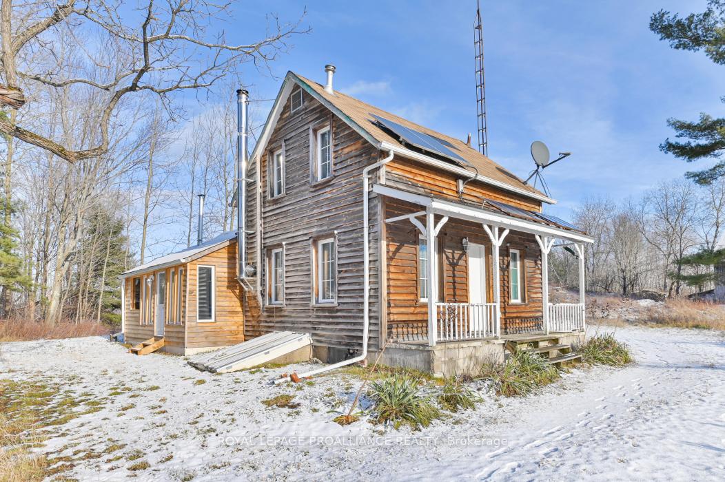Photo 1 of 906 Rockies Road, Tweed, Elzevir (Twp) — HOMEH