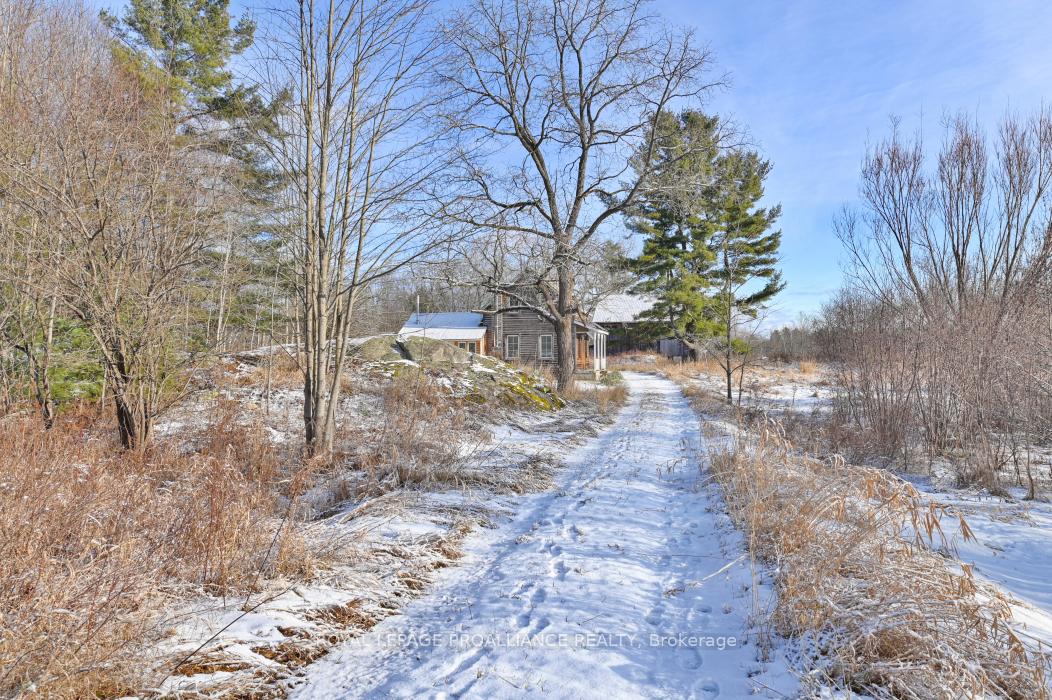 Photo 2 of 906 Rockies Road, Tweed, Elzevir (Twp) — HOMEH