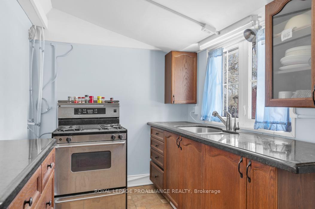 Photo 7 of 906 Rockies Road, Tweed, Elzevir (Twp) — HOMEH