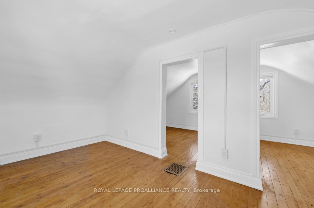 Photo 18 of 906 Rockies Road, Tweed, Elzevir (Twp) — HOMEH