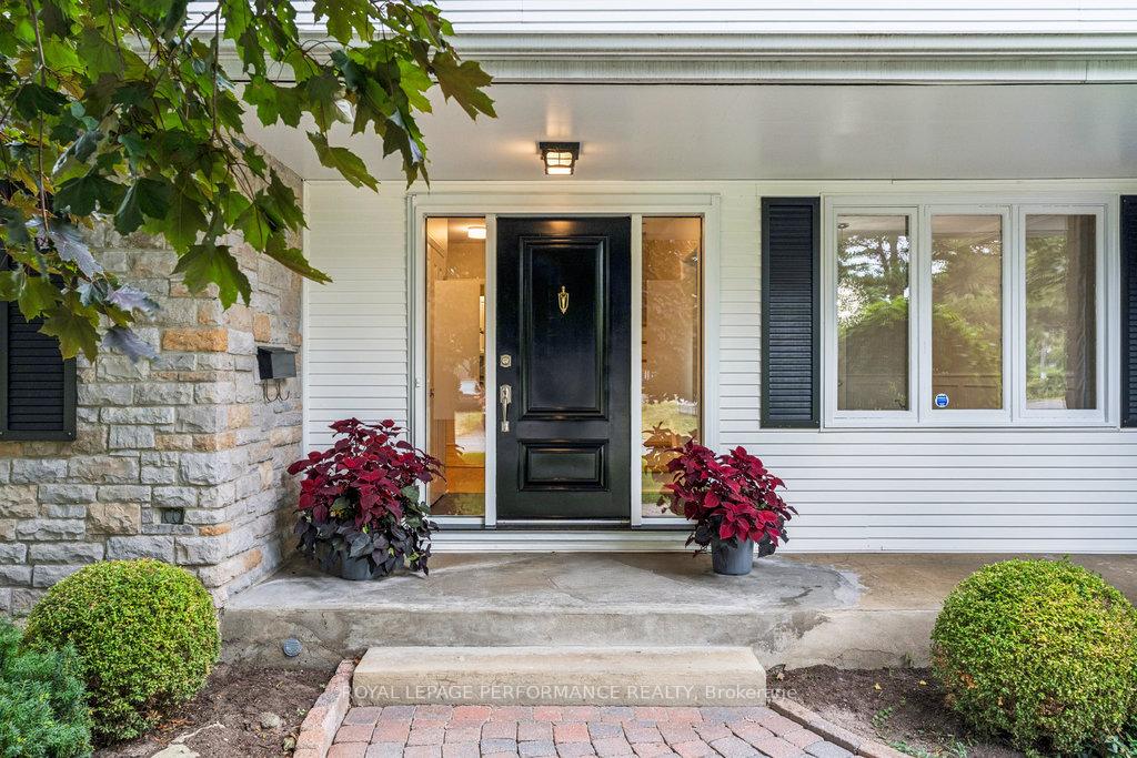 Photo 11 of 1889 Fairmeadow Crescent, Ottawa, Guildwood Estates - Urbandale Acres — HOMEH