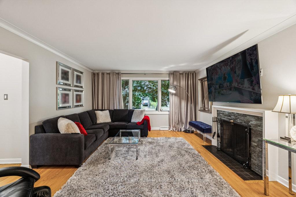 Photo 15 of 1889 Fairmeadow Crescent, Ottawa, Guildwood Estates - Urbandale Acres — HOMEH