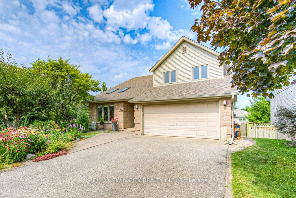 Photo 1 of 482 Appledale Crescent, Waterloo — HOMEH
