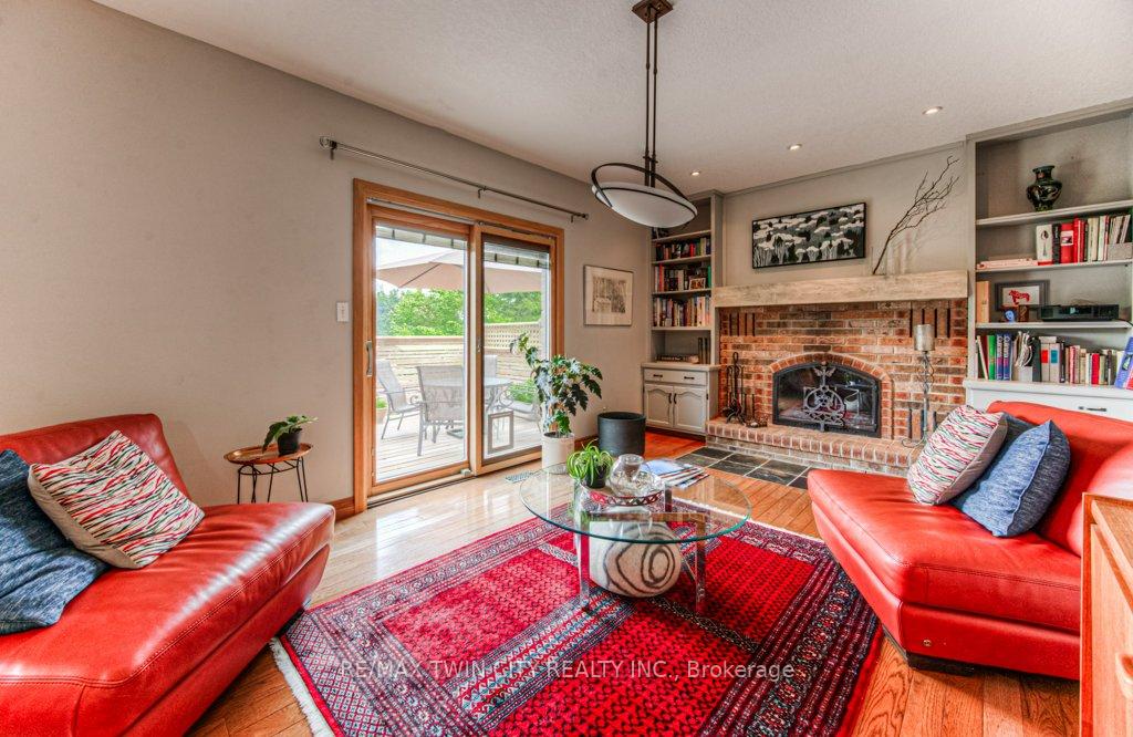 Photo 18 of 482 Appledale Crescent, Waterloo — HOMEH