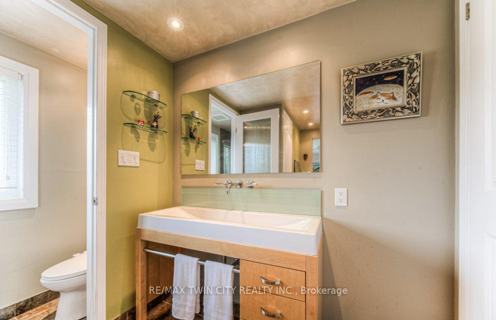 Photo 27 of 482 Appledale Crescent, Waterloo — HOMEH