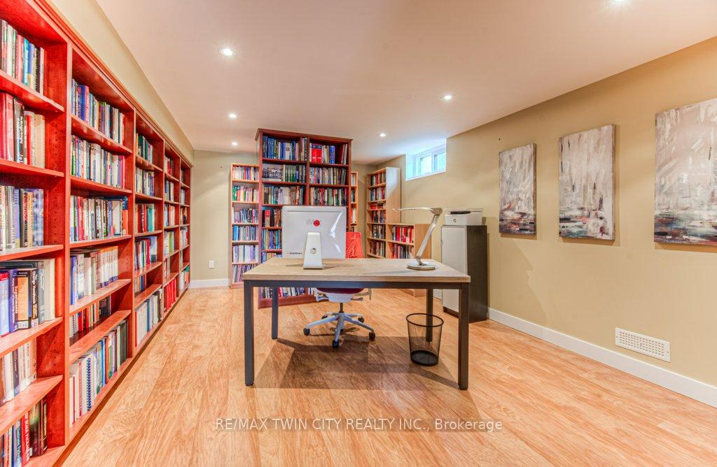 Photo 32 of 482 Appledale Crescent, Waterloo — HOMEH