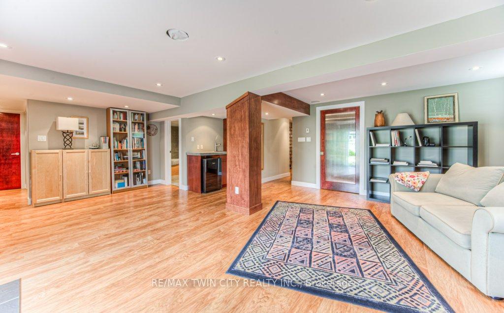 Photo 38 of 482 Appledale Crescent, Waterloo — HOMEH