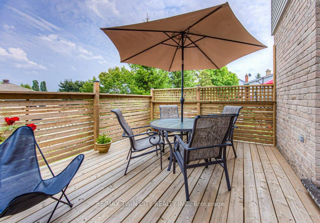 Photo 46 of 482 Appledale Crescent, Waterloo — HOMEH