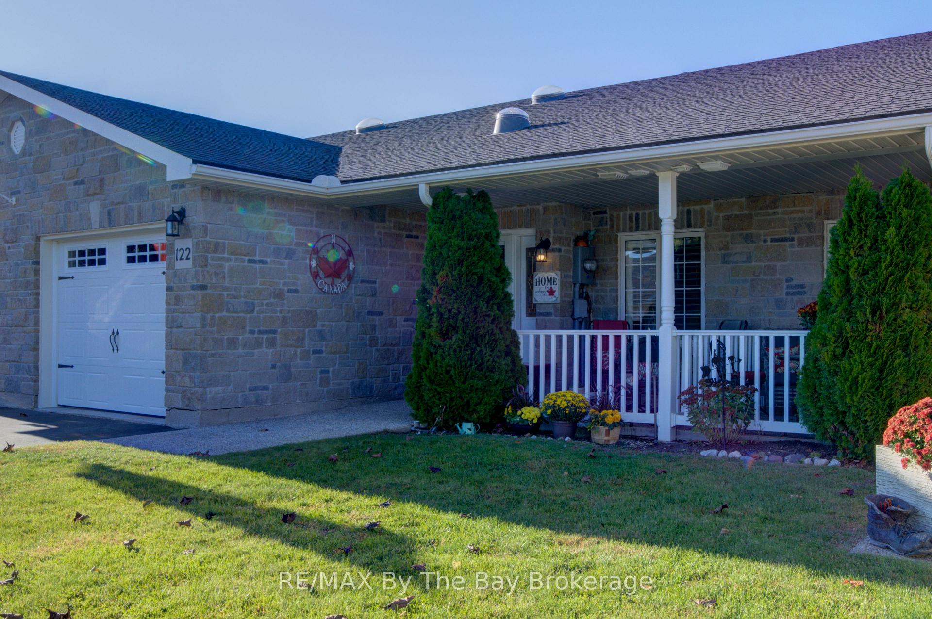 Photo 3 of 122 Greenway Drive, Wasaga Beach — HOMEH