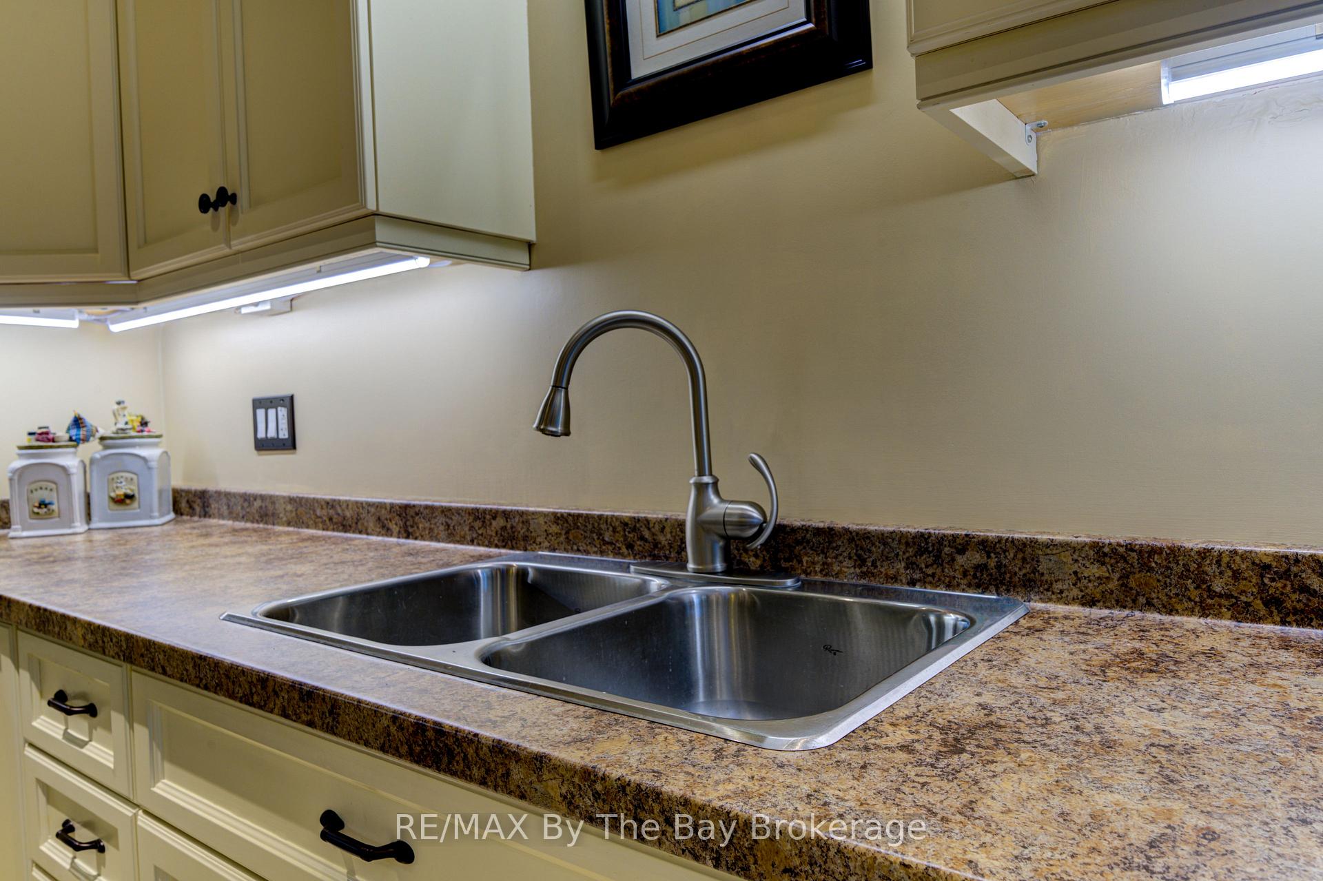 Photo 14 of 122 Greenway Drive, Wasaga Beach — HOMEH