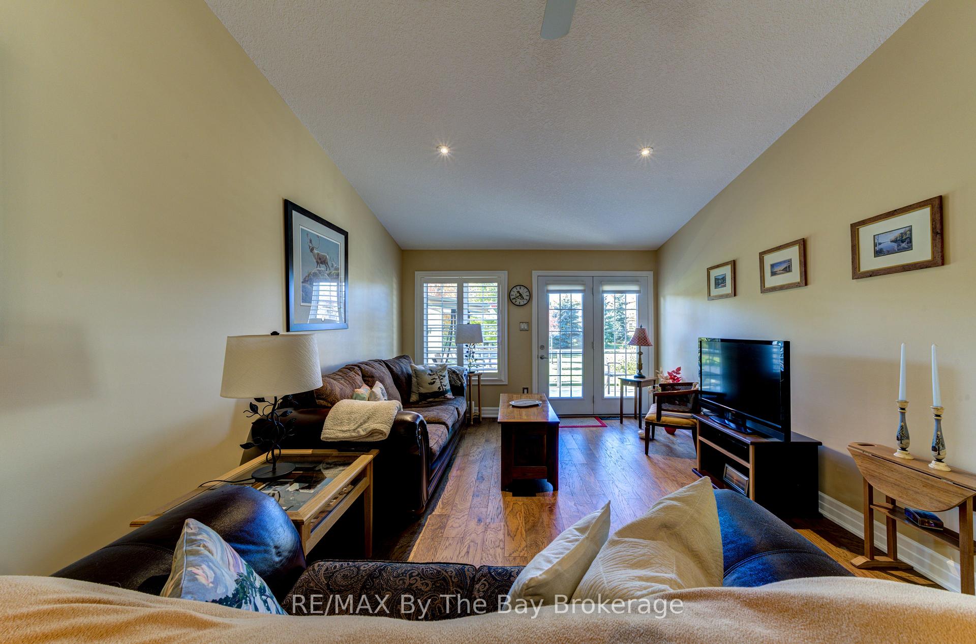Photo 20 of 122 Greenway Drive, Wasaga Beach — HOMEH