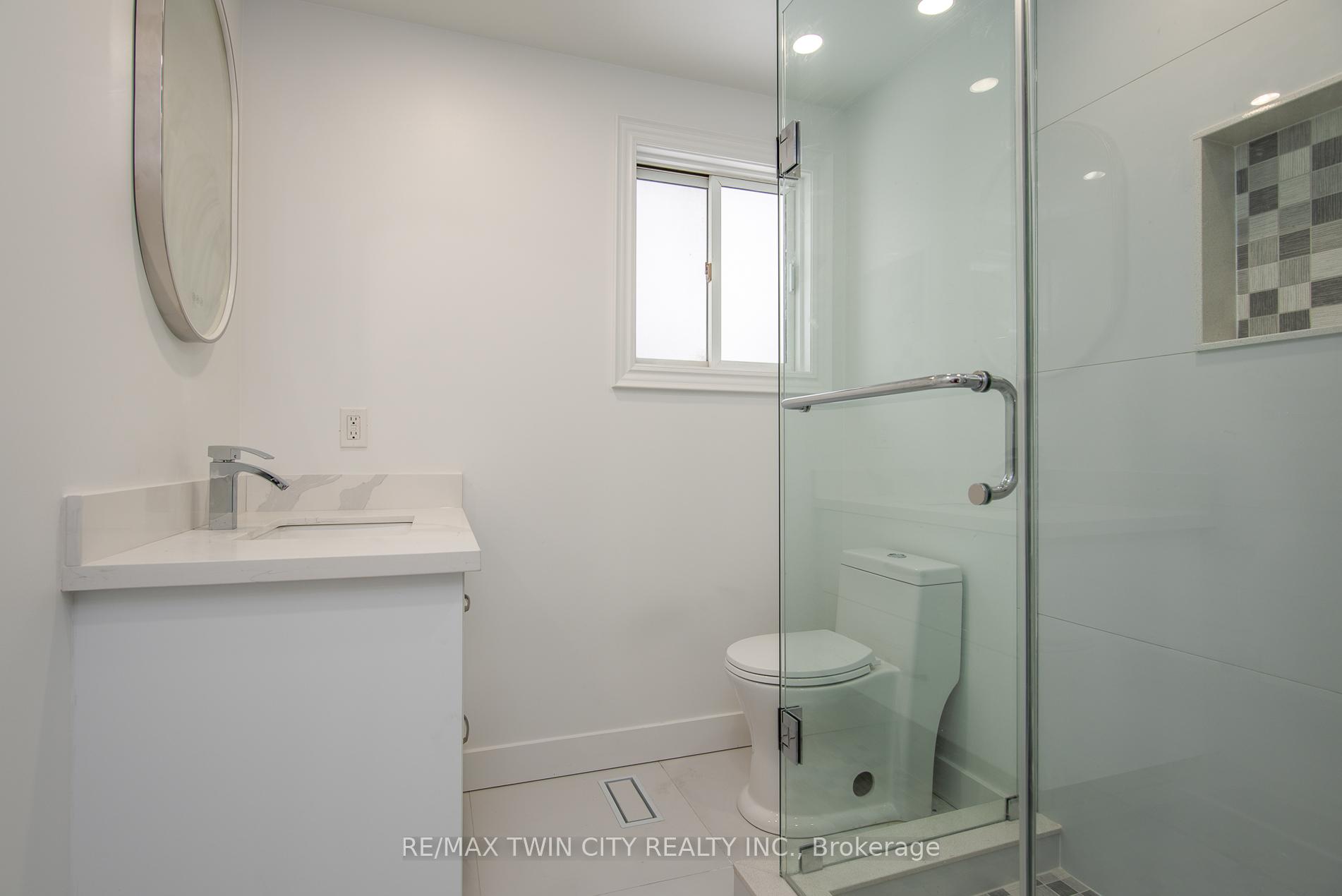 Photo 17 of 629B Settlersfield Court, Waterloo, Westvale — HOMEH