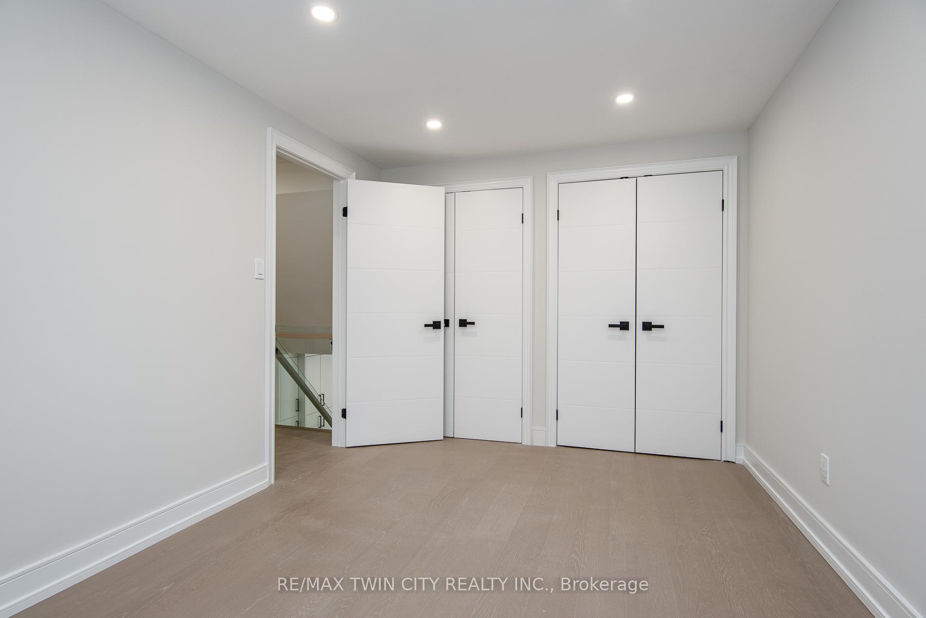 Photo 18 of 629B Settlersfield Court, Waterloo, Westvale — HOMEH