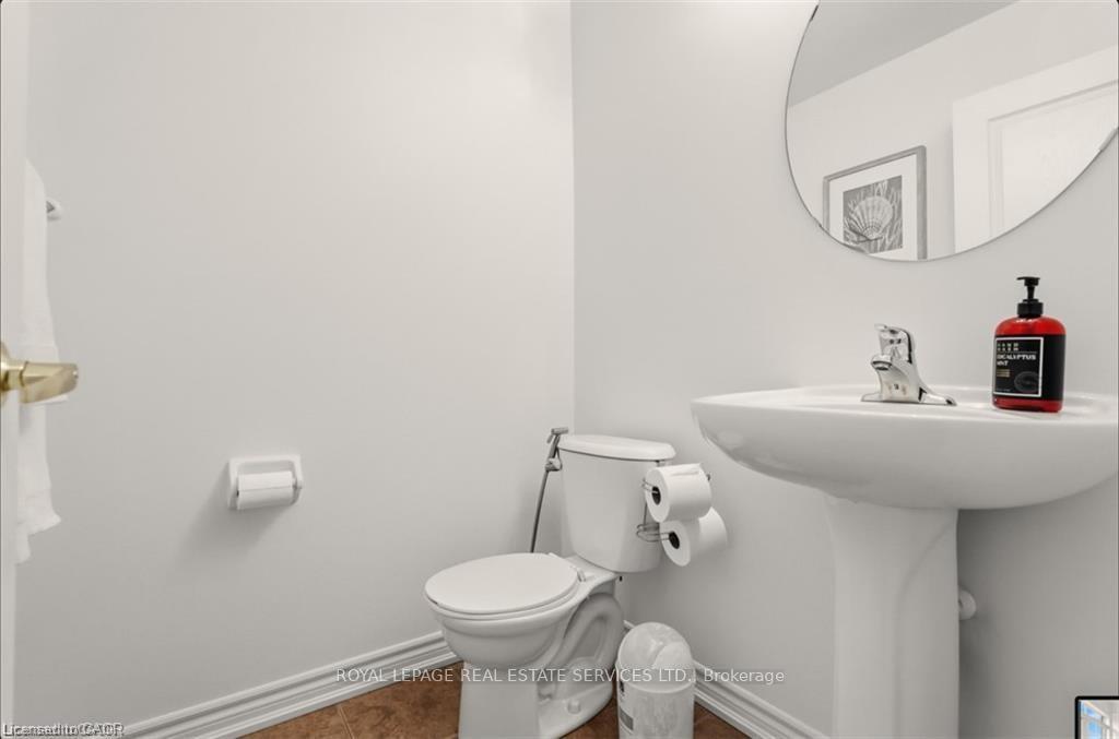 Photo 24 of 23 Sedgewick Place, Vaughan, Vellore Village — HOMEH