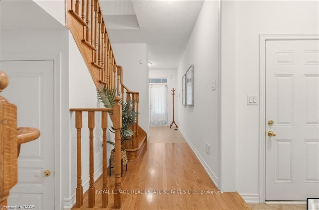 Photo 25 of 23 Sedgewick Place, Vaughan, Vellore Village — HOMEH