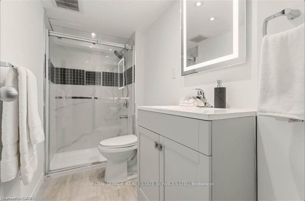 Photo 34 of 23 Sedgewick Place, Vaughan, Vellore Village — HOMEH