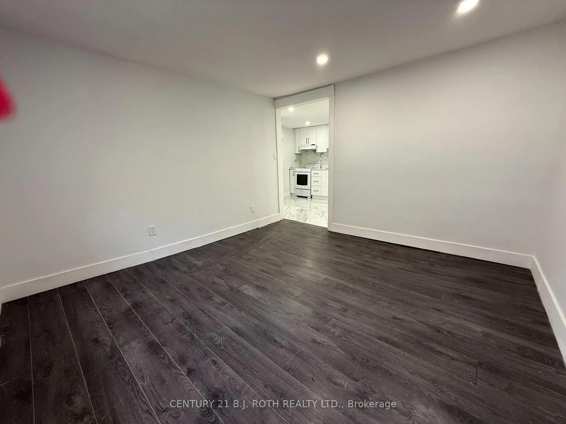 Photo 6 of Unit Upper 2, 759 Essa Road, Barrie, Holly — HOMEH