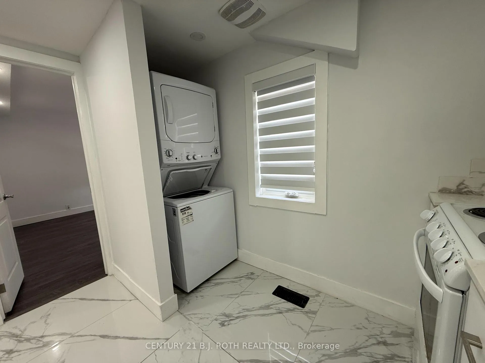 Photo 10 of Unit Upper 2, 759 Essa Road, Barrie, Holly — HOMEH