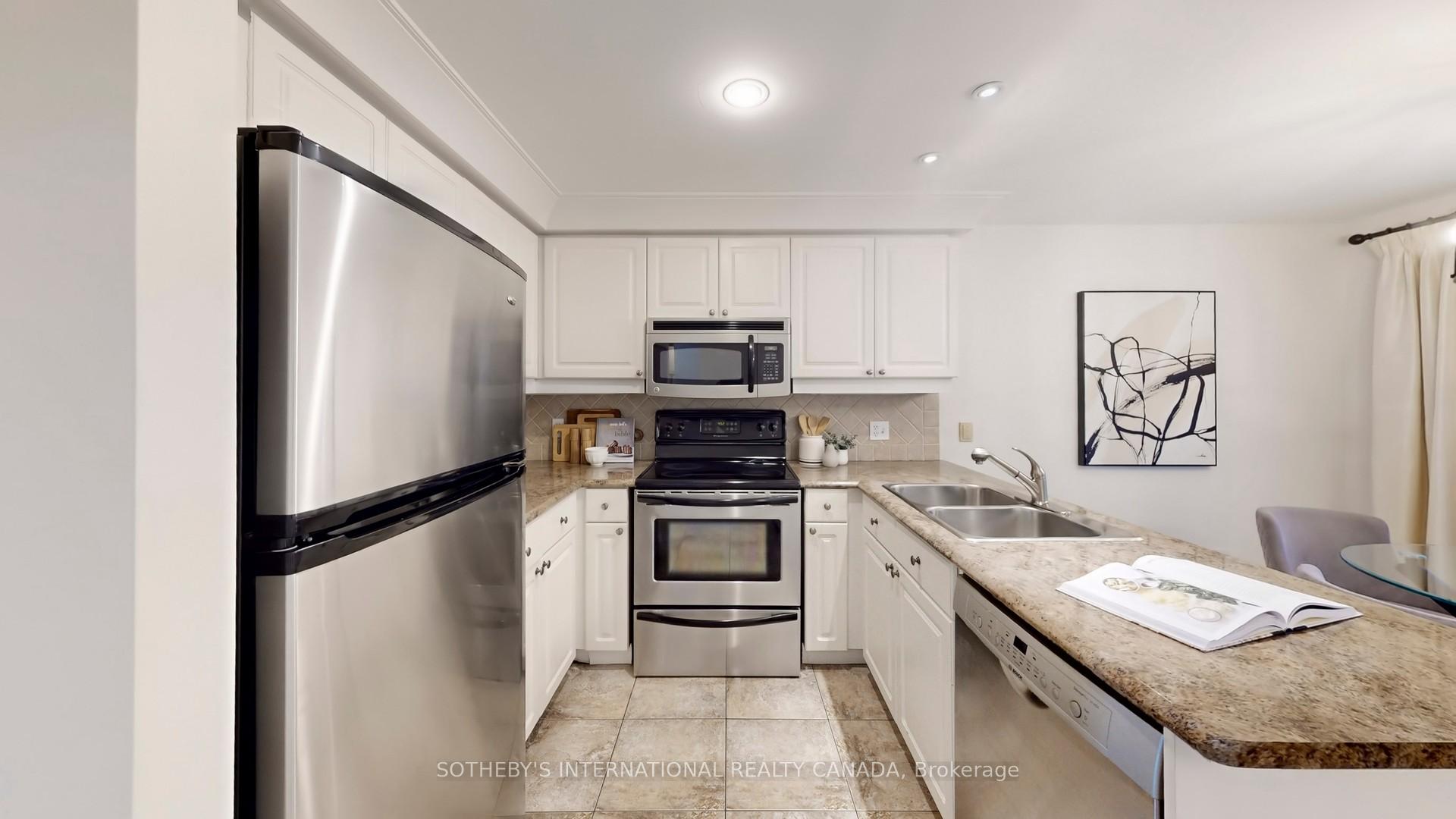 Photo 13 of 218 Dorchester Place, Waterloo — HOMEH