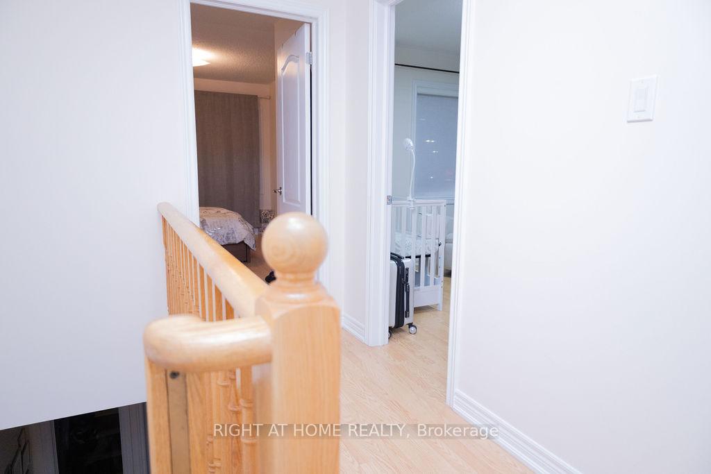 Photo 14 of 169 Zokol Drive, Aurora, Bayview Northeast — HOMEH