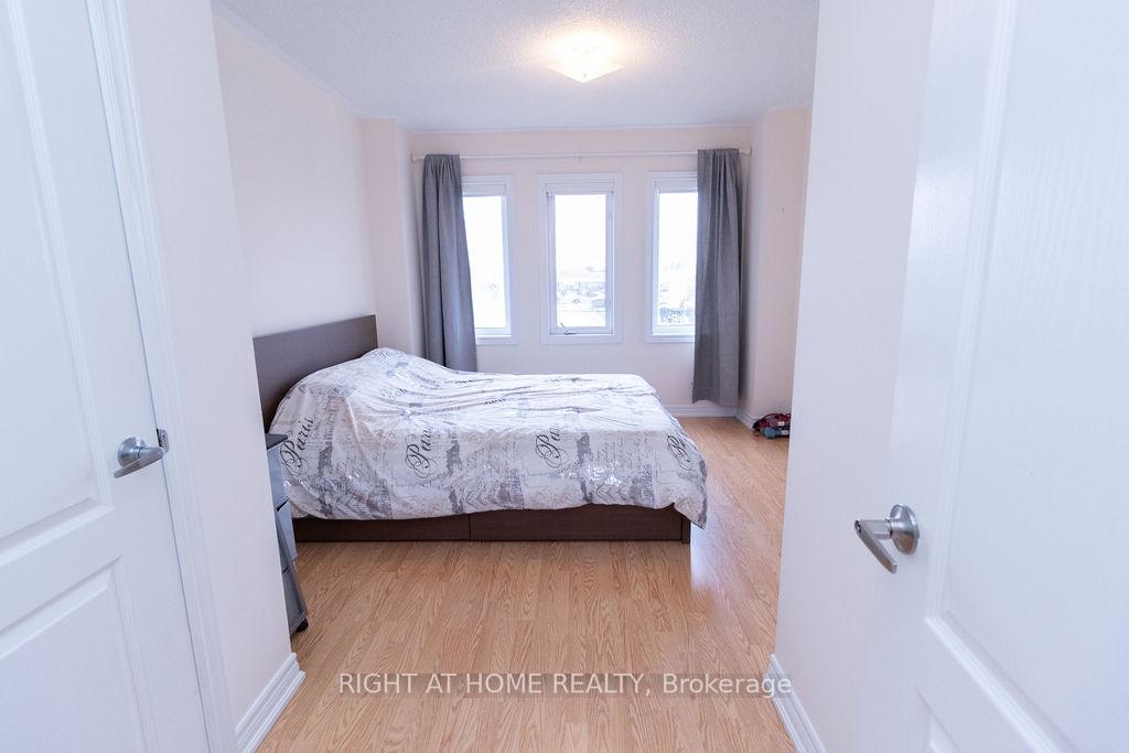 Photo 28 of 169 Zokol Drive, Aurora, Bayview Northeast — HOMEH