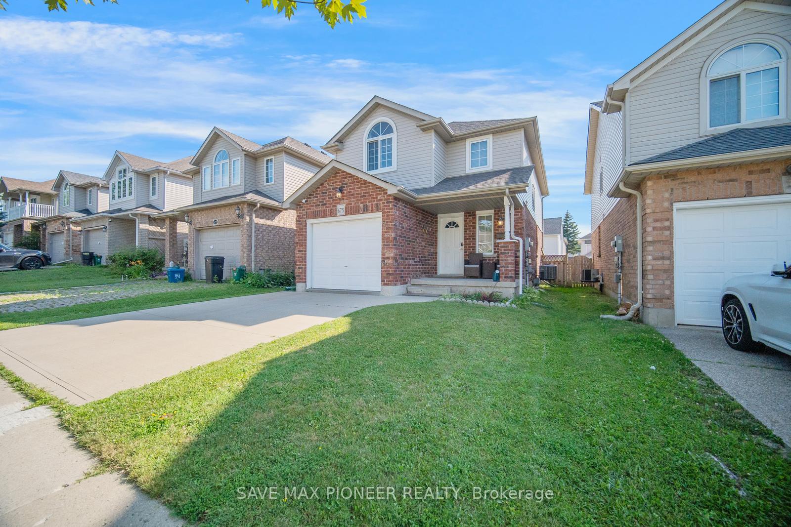 Photo 3 of 675 Karlsfeld Road, Waterloo — HOMEH