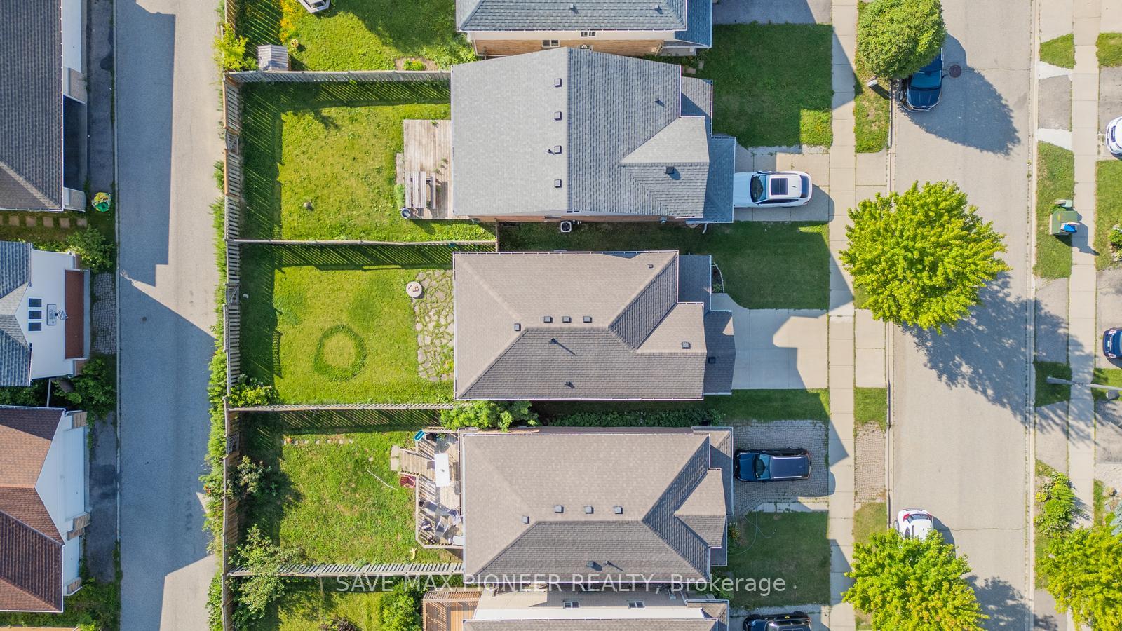 Photo 4 of 675 Karlsfeld Road, Waterloo — HOMEH