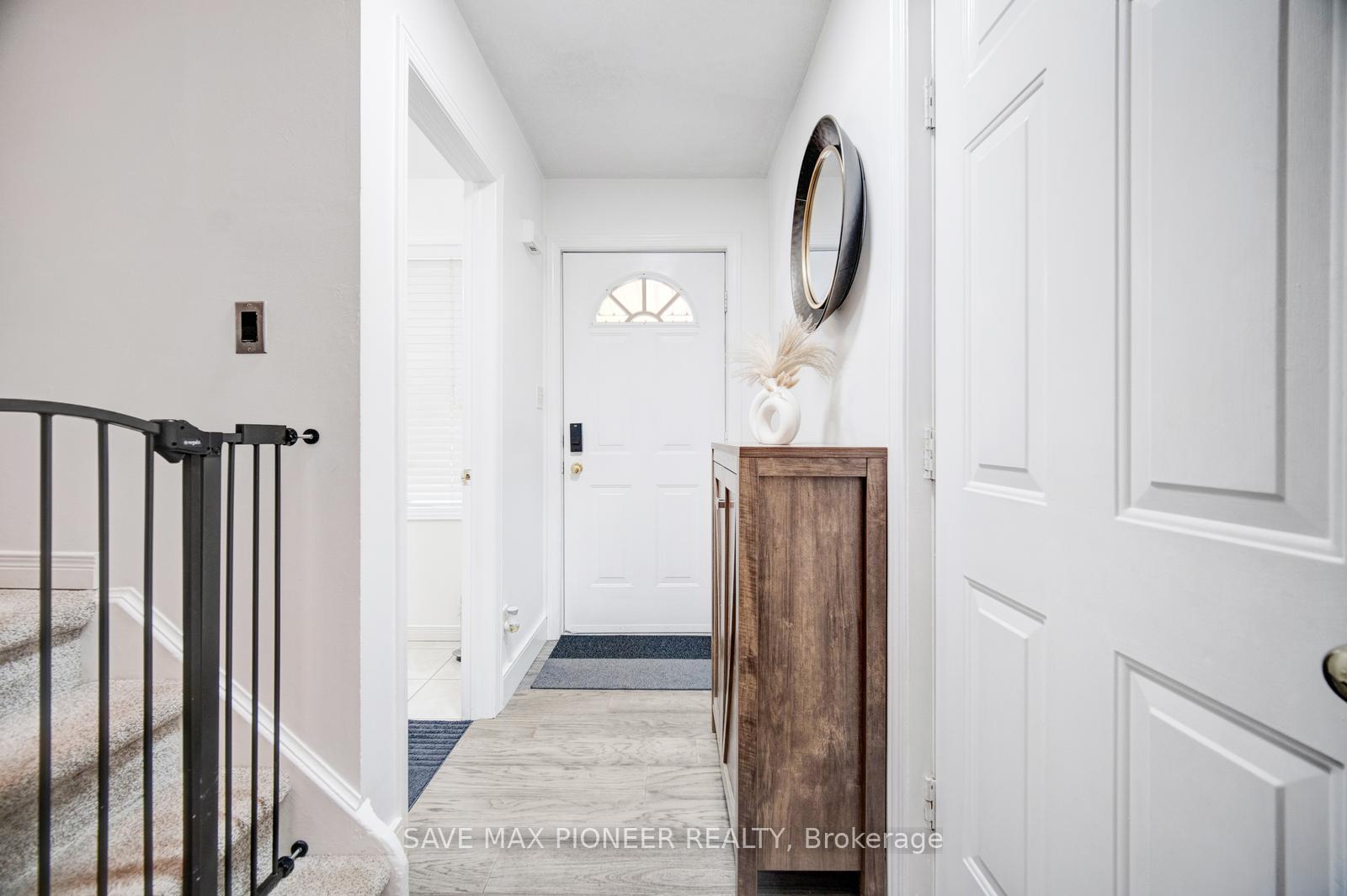 Photo 12 of 675 Karlsfeld Road, Waterloo — HOMEH