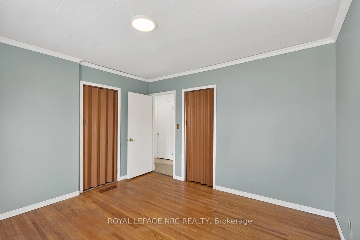 Photo 7 of 430 Clare Avenue, Welland, Prince Charles — HOMEH