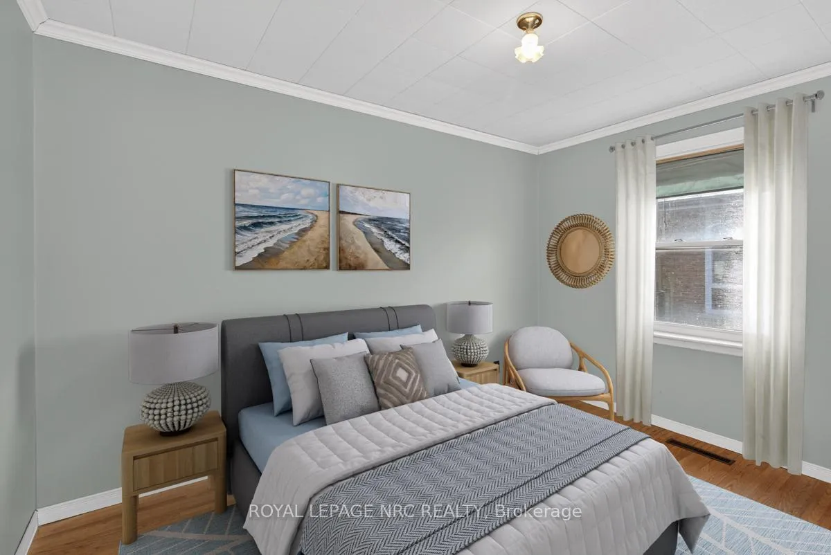 Photo 10 of 430 Clare Avenue, Welland, Prince Charles — HOMEH