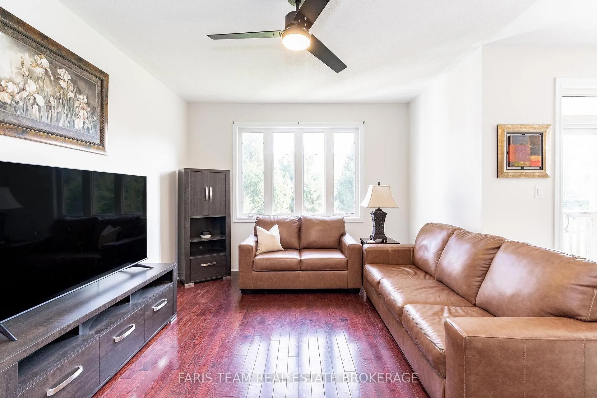 Photo 13 of 83 White Sands Way, Wasaga Beach — HOMEH