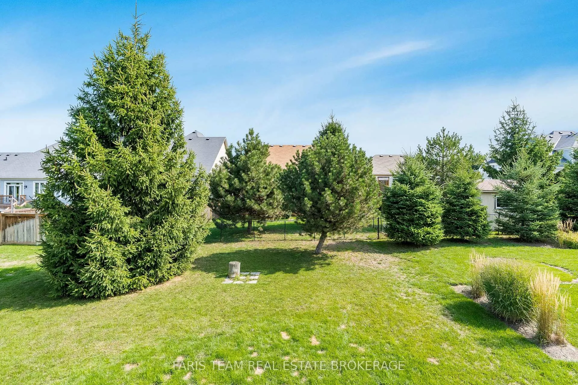 Photo 26 of 83 White Sands Way, Wasaga Beach — HOMEH
