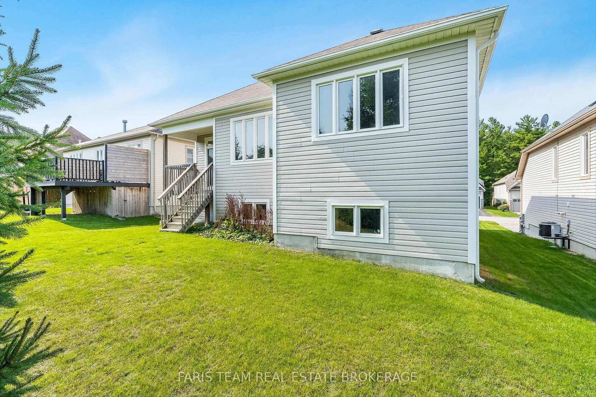 Photo 27 of 83 White Sands Way, Wasaga Beach — HOMEH