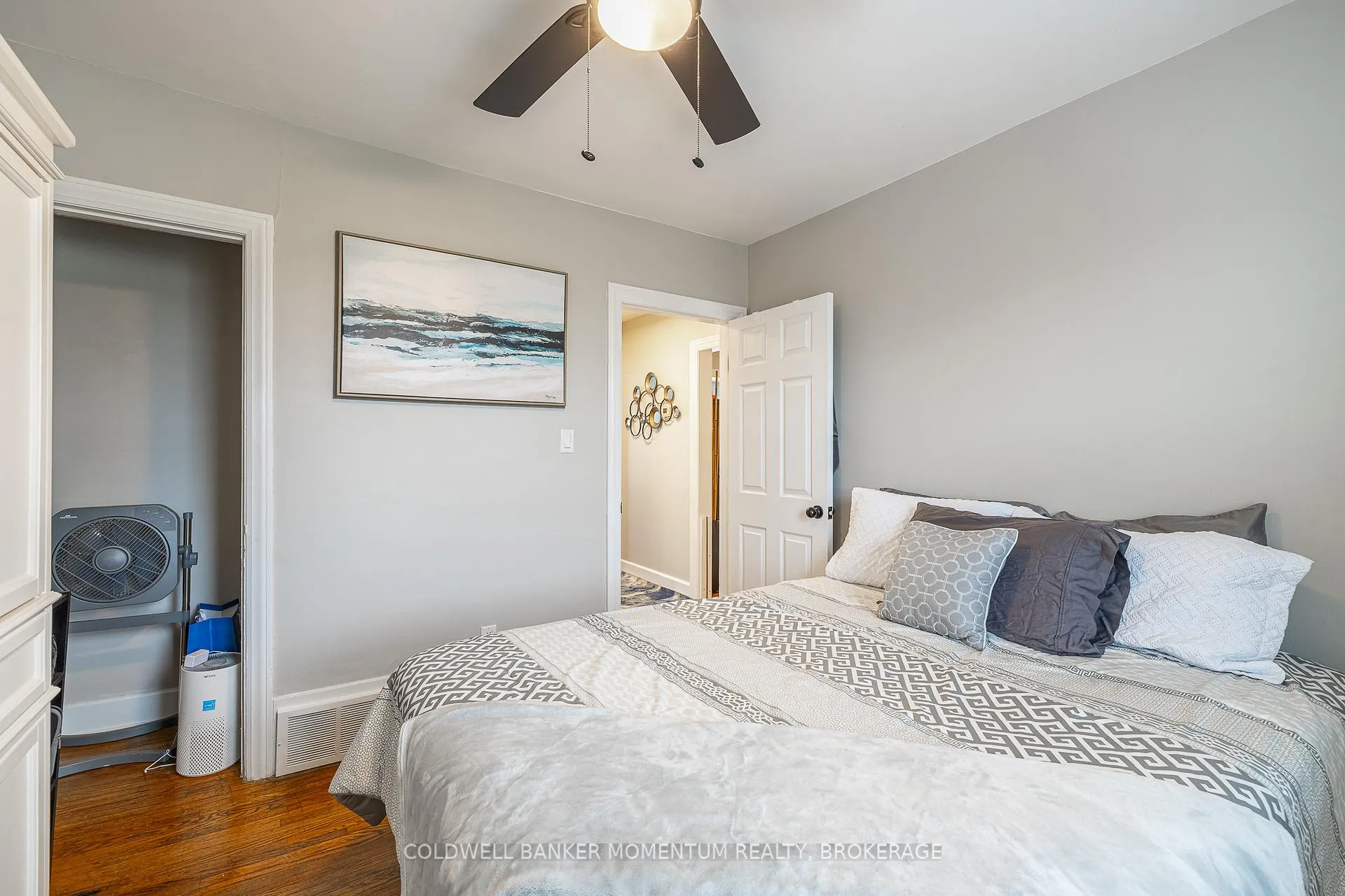 Photo 14 of 46 Harold Avenue, Welland, Welland Downtown — HOMEH