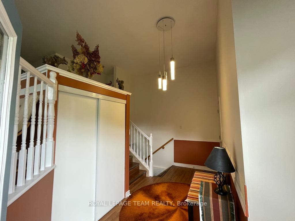 Photo 3 of 88 Thomas Street S, Arnprior — HOMEH