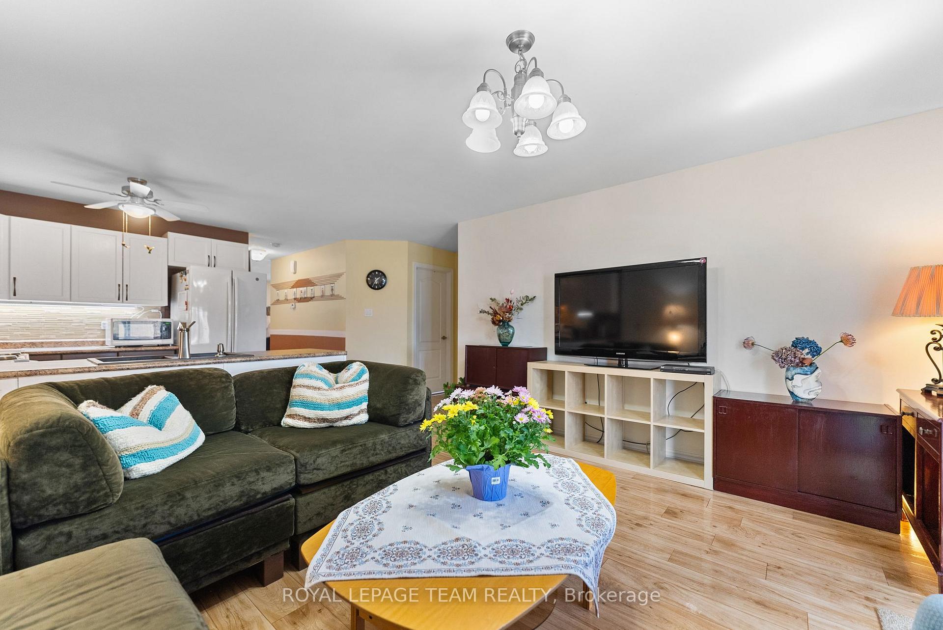 Photo 12 of 88 Thomas Street S, Arnprior — HOMEH