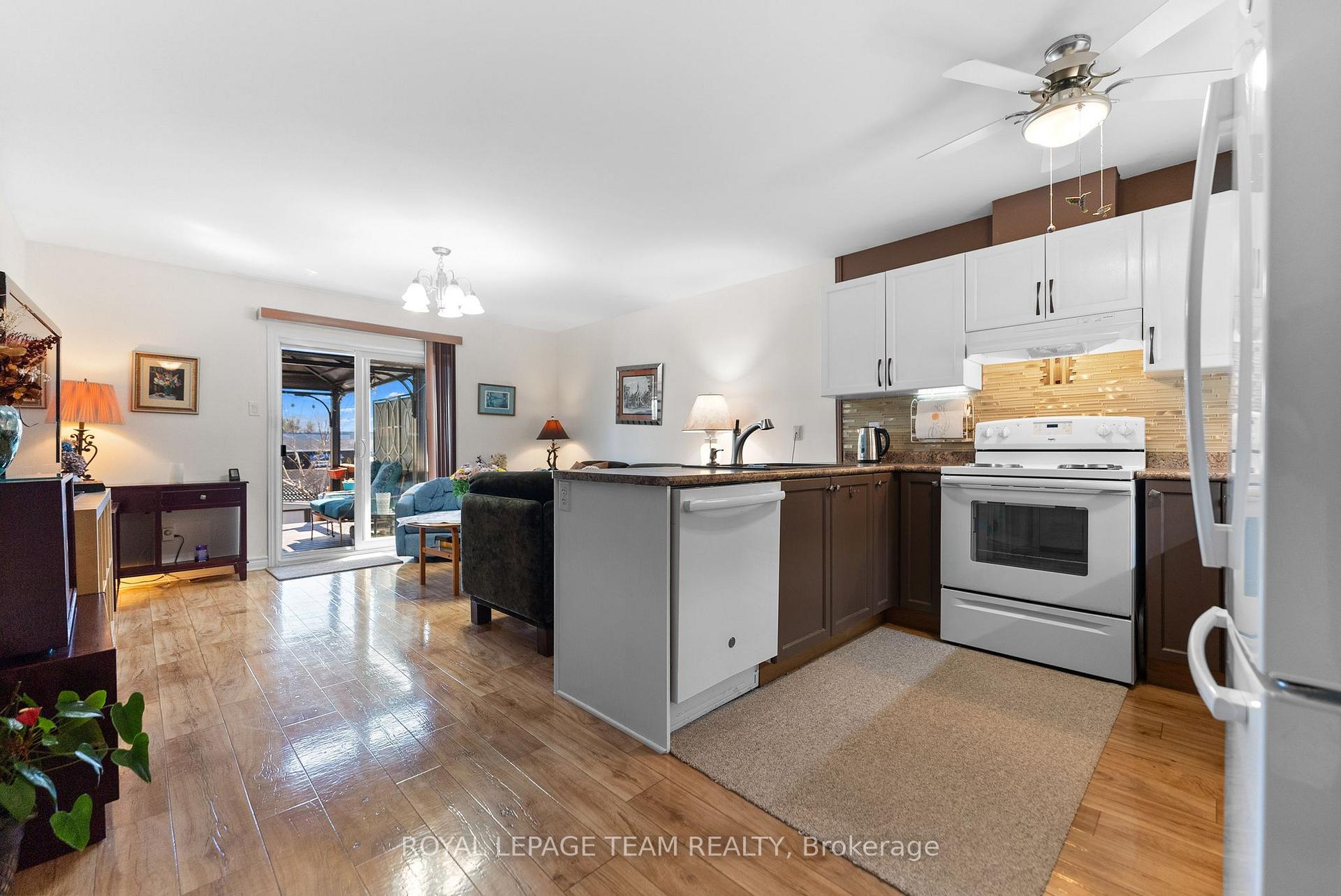 Photo 16 of 88 Thomas Street S, Arnprior — HOMEH