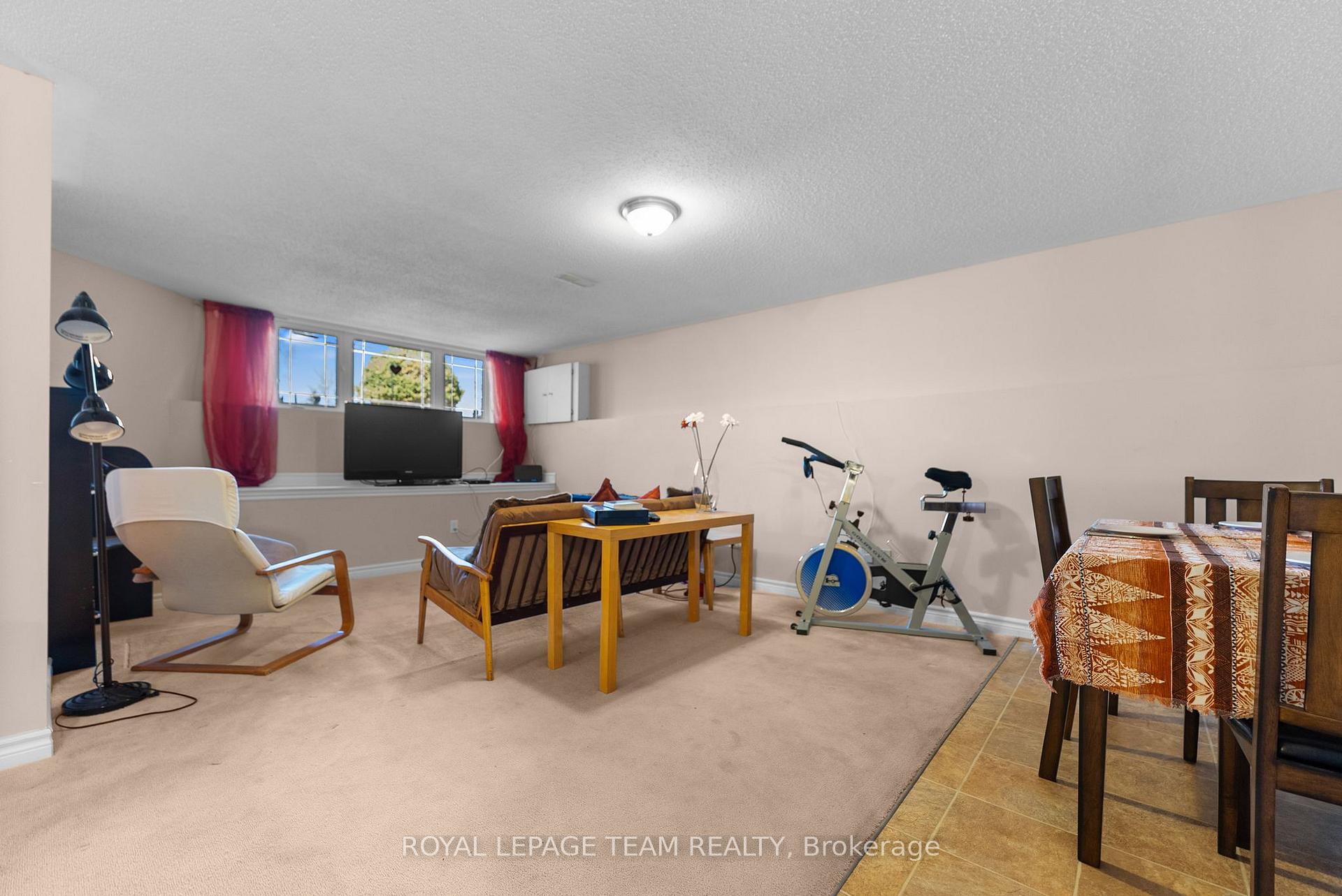 Photo 27 of 88 Thomas Street S, Arnprior — HOMEH