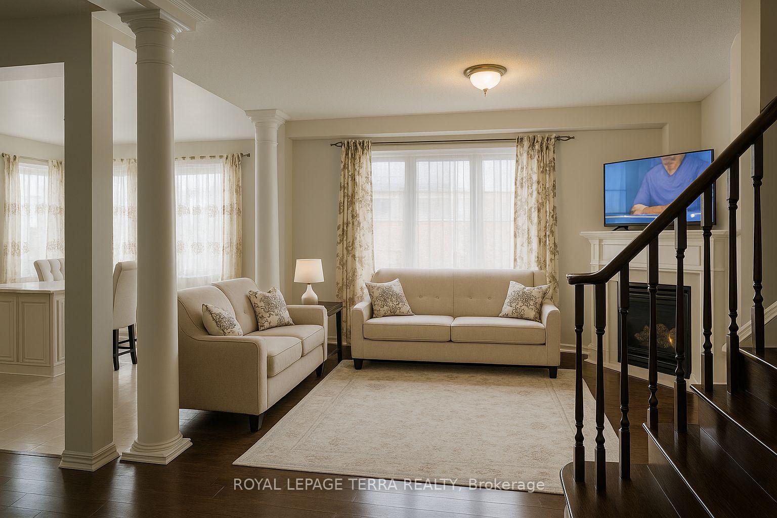 Photo 3 of 574 Vellore Woods Boulevard, Vaughan, Vellore Village — HOMEH